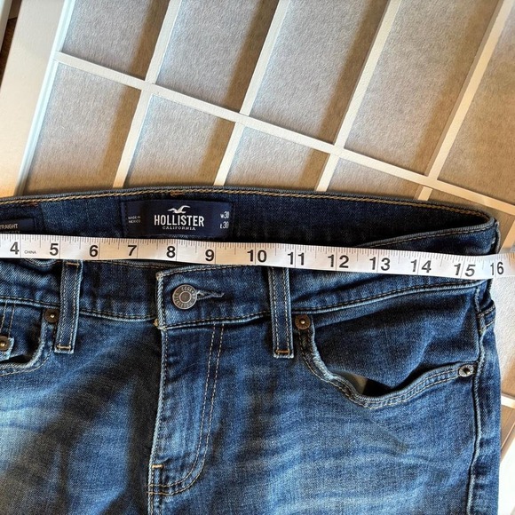 Hollister 30*30 slim straight super flex‎ jeans. Dark wash. Womens - Picture 5 of 7
